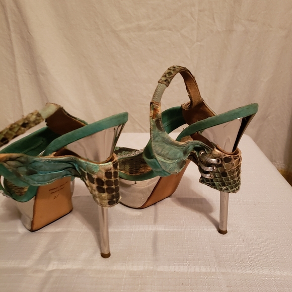 Massimo Dogana Snakeskin Heels - Picture 5 of 9